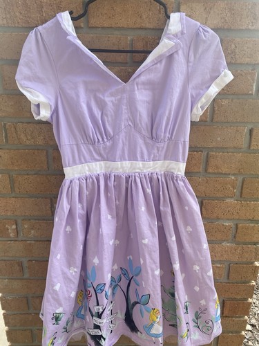 Disney hot topic - disney,