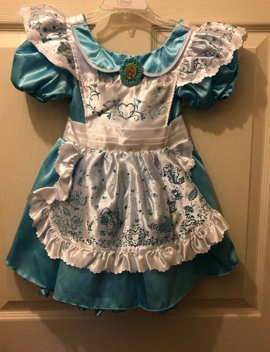 Girl disney store alice - store, in