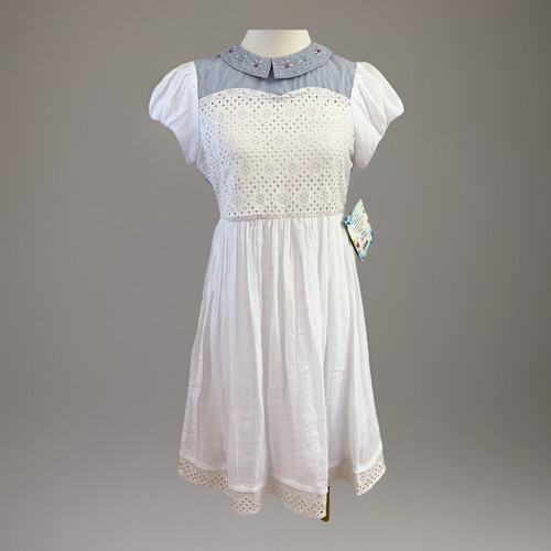 Disney signed alice in - d,
