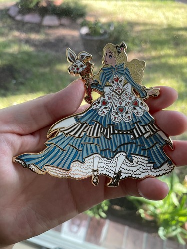 New alice wonderland - alice, in
